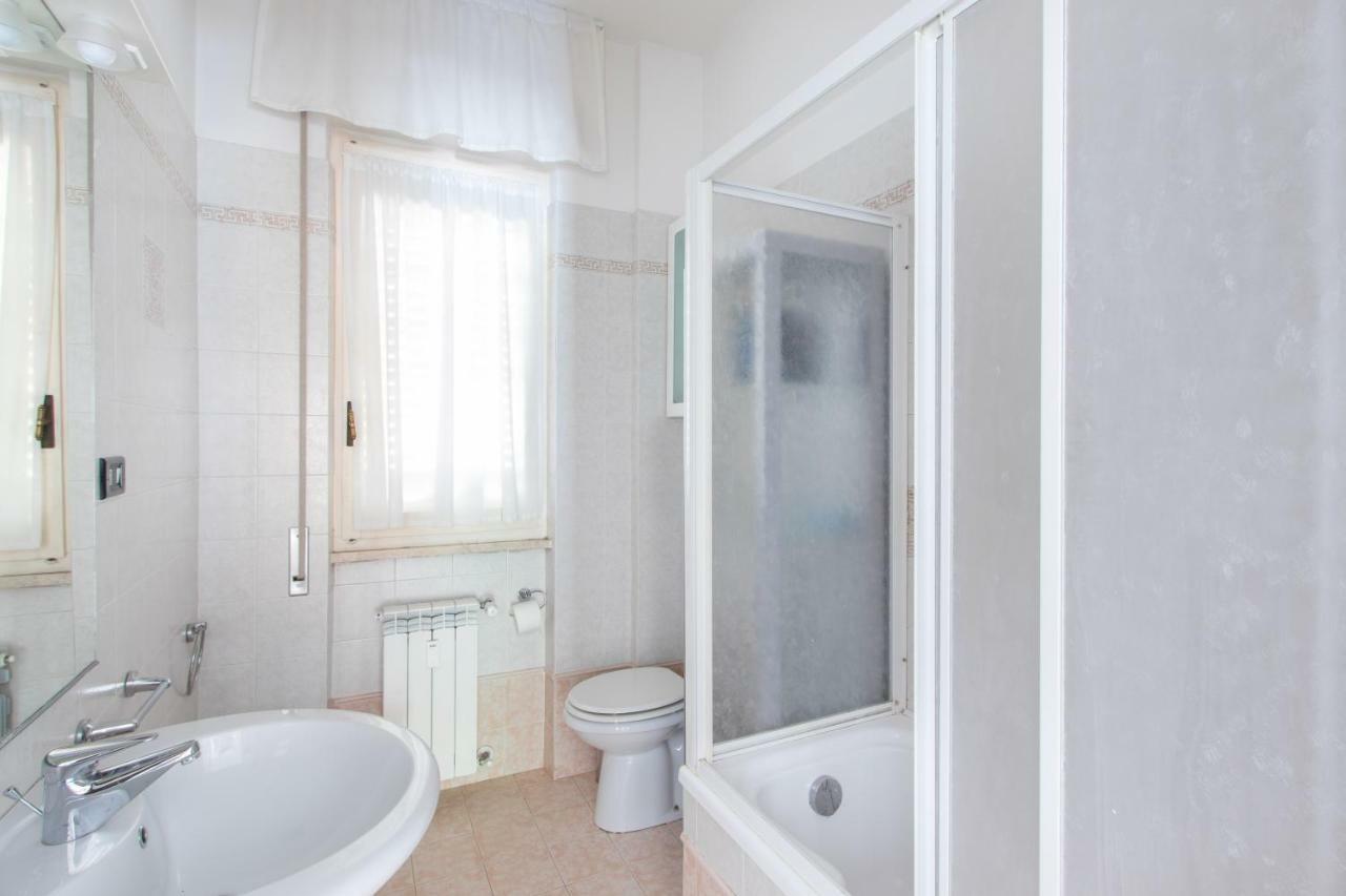 House Henry Apartment Vado Ligure Exterior photo