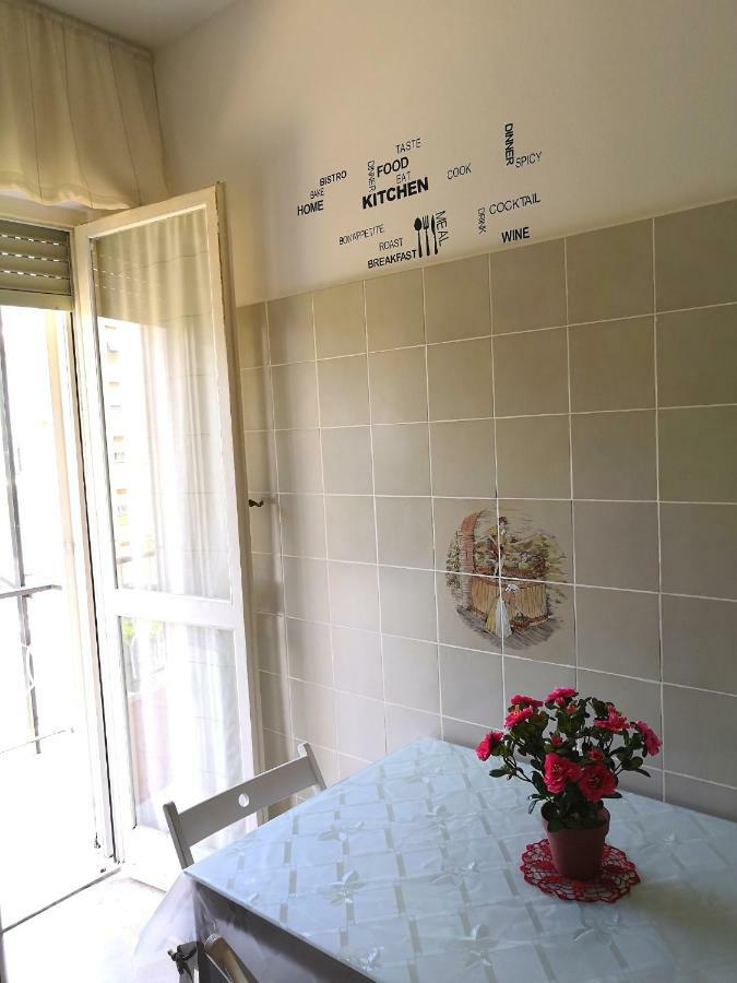 House Henry Apartment Vado Ligure Exterior photo
